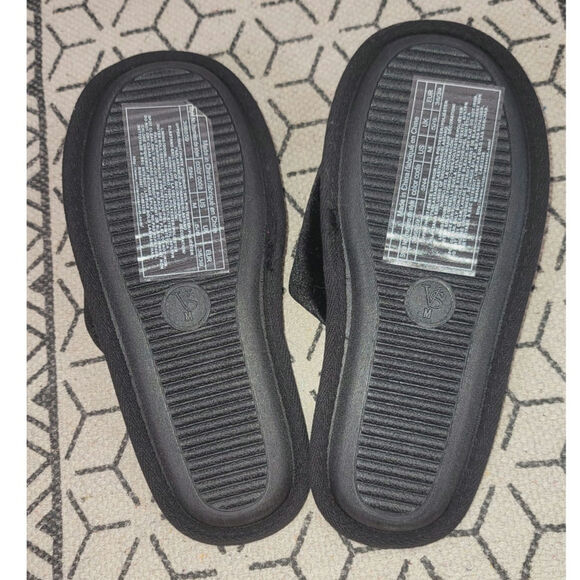 VICTORIA'S SECRET CRUSHED VELVET BLACK SLIP ON SLIPPERS with POM, SZ MEDIUM 7-9 - Picture 8 of 11